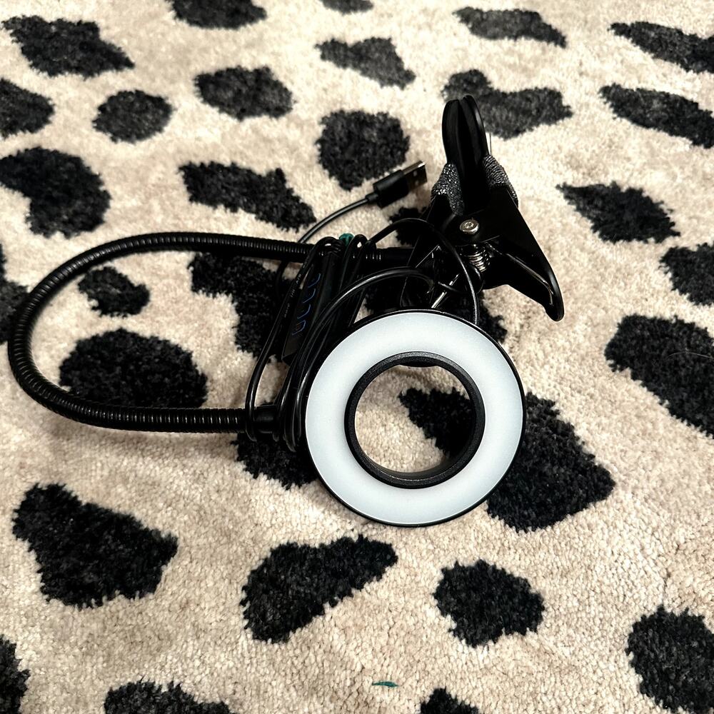 Ring light